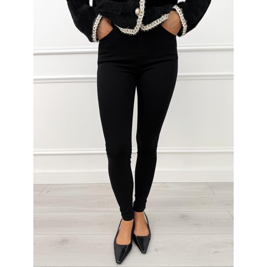 Czarne Jeansowe Spodnie Skinny ze sklepu ModnaKiecka.pl w kategorii Jeansy damskie - zdjęcie 186016877
