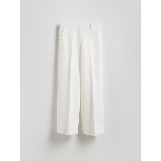 Reserved - Szerokie spodnie z dodatkiem lnu - złamana biel ze sklepu Reserved w kategorii Spodnie damskie - zdjęcie 186027319