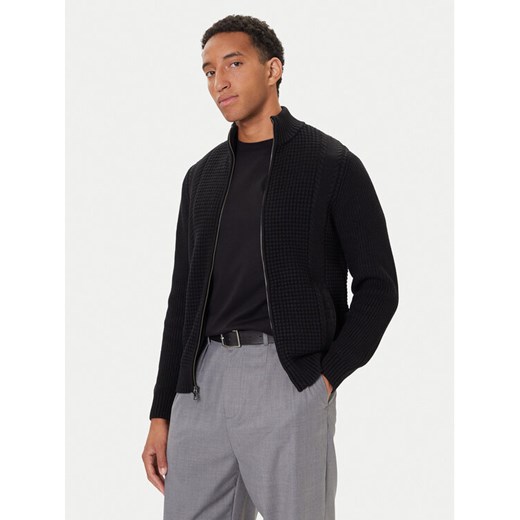 Guess Kardigan M5BR40 Z2ZK2 Czarny Regular Fit ze sklepu MODIVO w kategorii Swetry męskie - zdjęcie 186030088