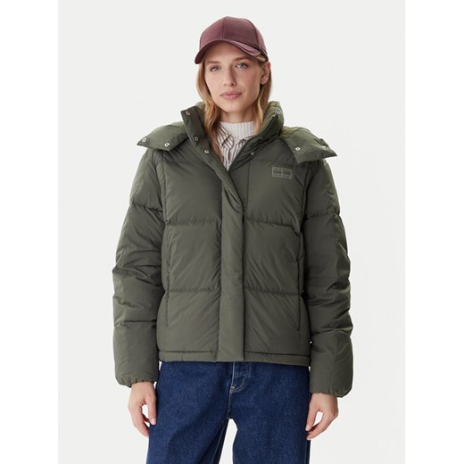 Tommy Jeans Kurtka puchowa Alaska DW0DW21623 Zielony Relaxed Fit ze sklepu MODIVO w kategorii Kurtki damskie - zdjęcie 186031465