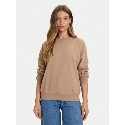 Calvin Klein Jeans Bluza Archive LV047B236G Brązowy Relaxed Fit ze sklepu MODIVO w kategorii Bluzy damskie - zdjęcie 186032825