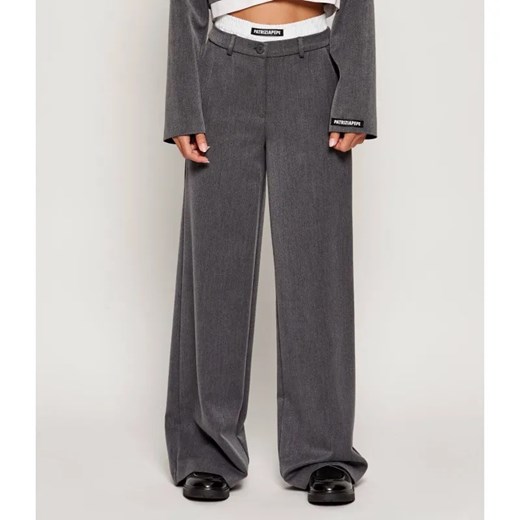 Patrizia Pepe Spodnie | Relaxed fit ze sklepu Gomez Fashion Store w kategorii Spodnie dziewczęce - zdjęcie 186058086