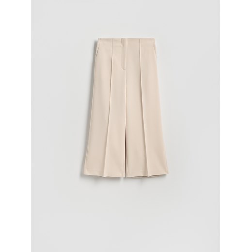 Reserved - Spodnie culotte z kantem - beżowy ze sklepu Reserved w kategorii Spodnie damskie - zdjęcie 186069329