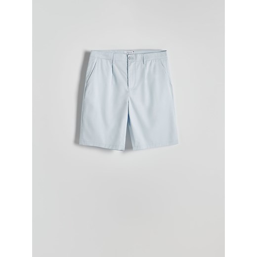 Reserved - Bawełniane szorty regular fit - jasnoniebieski ze sklepu Reserved w kategorii Spodenki męskie - zdjęcie 186071466