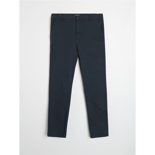 Sinsay - Spodnie chino slim - niebieski ze sklepu Sinsay w kategorii Spodnie męskie - zdjęcie 186082108