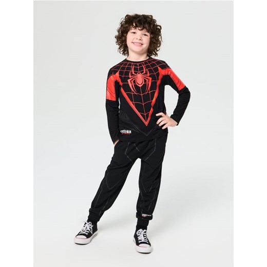 Sinsay - Komplet dzianinowy Marvel - czarny - id: 240FC-99X - marki Sinsay - 186082368 Sinsay - Komplet dzianinowy Marvel - czarny ze sklepu Sinsay w kategorii Komplety chłopięce - zdjęcie 186082368