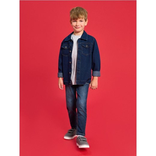 Sinsay - Spodnie jeansowe slim fit - granatowy ze sklepu Sinsay w kategorii Spodnie chłopięce - zdjęcie 186084057