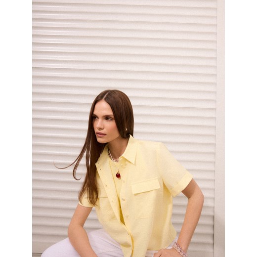 Mohito - Żółta koszula z wiskozą - żółty ze sklepu Mohito w kategorii Koszule damskie - zdjęcie 186084527