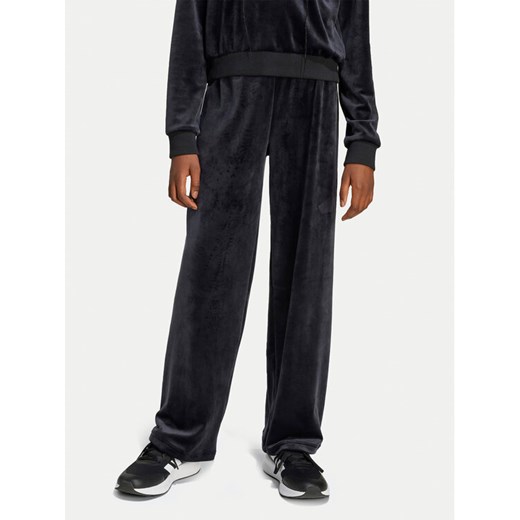 adidas Spodnie dresowe Seasonal Essentials Holiday JN2231 Czarny Regular Fit ze sklepu MODIVO w kategorii Spodnie chłopięce - zdjęcie 186086957