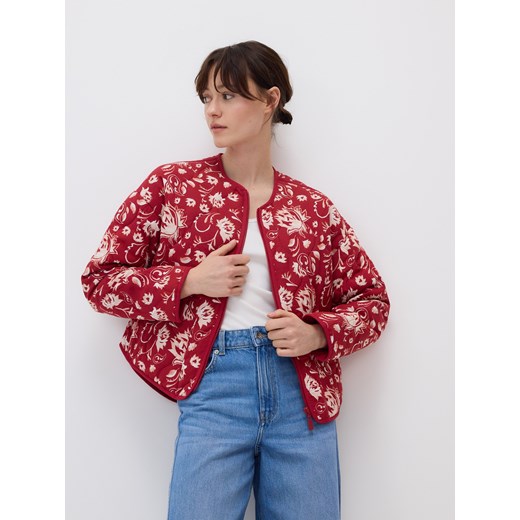Reserved - Pikowana kurtka z nadrukiem - czerwony Reserved XL okazyjna cena Reserved