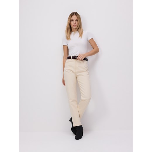 Reserved - Jeansy mom fit slim - beżowy ze sklepu Reserved w kategorii Jeansy damskie - zdjęcie 186089907