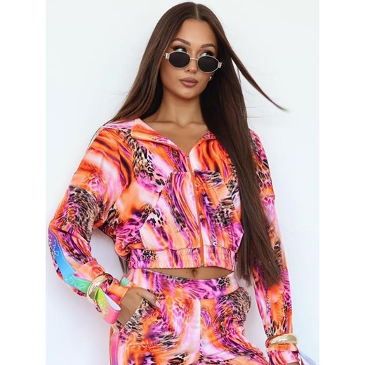 welurowy dres besti multicolor la perla bluza kangurka + krótkie spodenki + top - pomarańczowy print ze sklepu STYLOWO w kategorii Dresy damskie - zdjęcie 186091306