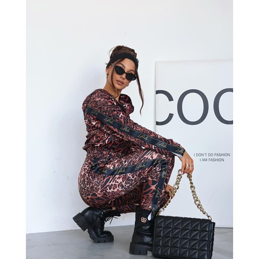welurowy dres la perla bluza kangurka + spodnie złoty suwak  - lampart czekolada ze sklepu STYLOWO w kategorii Dresy damskie - zdjęcie 186091346