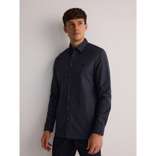 Reserved - Koszula slim fit z haftem - granatowy ze sklepu Reserved w kategorii Koszule męskie - zdjęcie 186092566