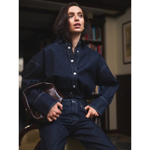 Reserved - Jeansowa koszula oversize - granatowy ze sklepu Reserved w kategorii Koszule damskie - zdjęcie 186093306