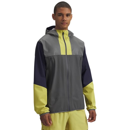 Męska kurtka do biegania Under Armour UA Halo Run Jacket - szara ze sklepu Sportstylestory.com w kategorii Kurtki męskie - zdjęcie 186095127