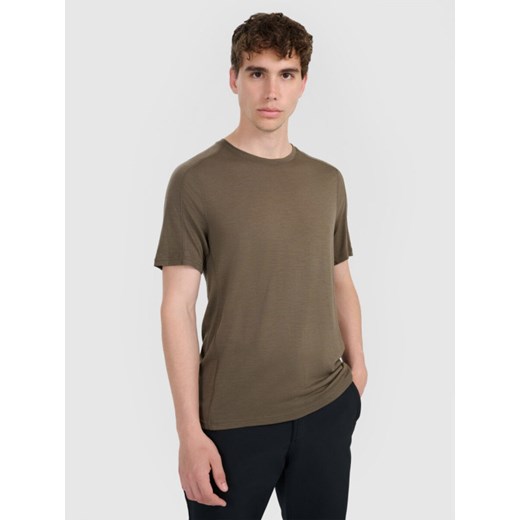 Męska koszulka trekkingowa 4F 4FWAW25TFTSM1526 - oliwkowa ze sklepu Sportstylestory.com w kategorii T-shirty męskie - zdjęcie 186095365