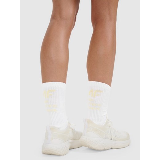Damskie skarpetki (2-pack) 4F 4FRAW25USOCF521 - multikolor ze sklepu Sportstylestory.com w kategorii Skarpetki damskie - zdjęcie 186095599