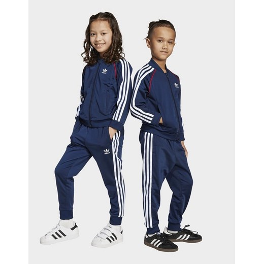 ADIDAS KOMPLET SST ADICOLOR TRACKSUIT - id: JY1143 - marki adidas - 186097838 ADIDAS KOMPLET SST ADICOLOR TRACKSUIT ze sklepu JD Sports  w kategorii Dresy chłopięce - zdjęcie 186097838