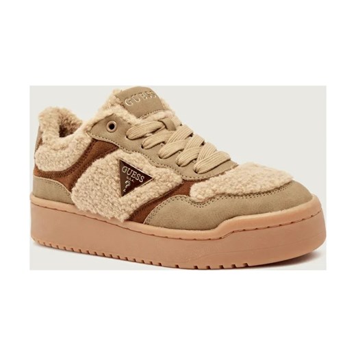 Guess Ocieplane sneakersy MIRAM10 | shearling ze sklepu Gomez Fashion Store w kategorii Buty sportowe damskie - zdjęcie 186122266