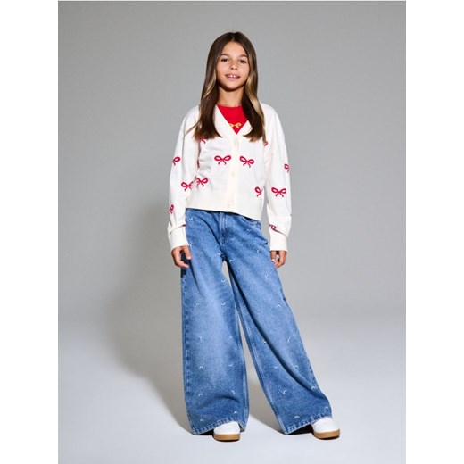 Sinsay - Sweter ze wzorem w kokardki - wielobarwny - id: 936ET-MLC - marki Sinsay - 186130346 Sinsay - Sweter ze wzorem w kokardki - wielobarwny ze sklepu Sinsay w kategorii Swetry dziewczęce - zdjęcie 186130346