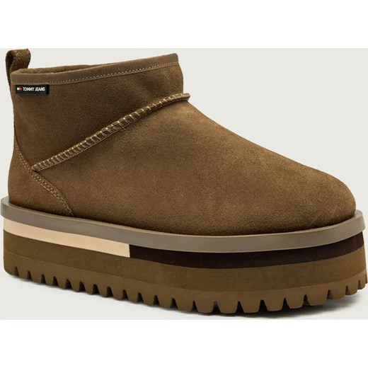 Tommy Jeans Śniegowce | zamsz ze sklepu Gomez Fashion Store w kategorii Śniegowce damskie - zdjęcie 186139456