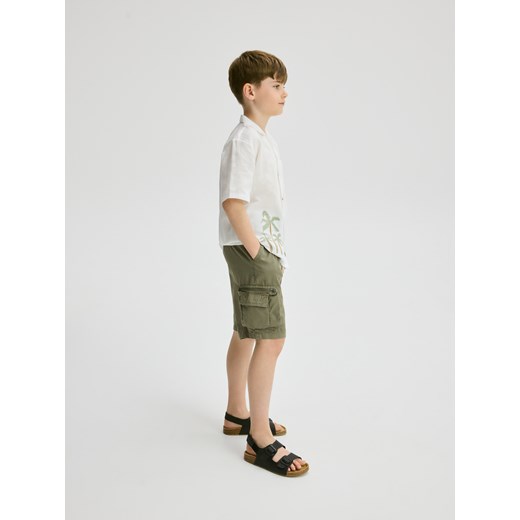 Reserved - Bawełniane szorty - ciemnozielony ze sklepu Reserved w kategorii Spodenki chłopięce - zdjęcie 186142289