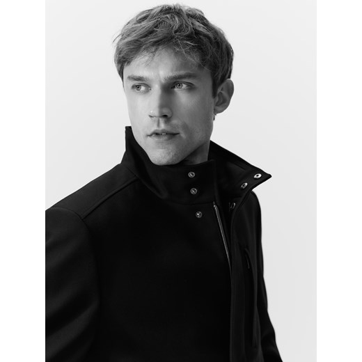 Reserved - Krótki płaszcz ze stójką - czarny ze sklepu Reserved w kategorii Płaszcze męskie - zdjęcie 186146116