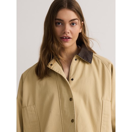 Reserved - Denimowa kurtka oversize - beżowy ze sklepu Reserved w kategorii Kurtki damskie - zdjęcie 186146285