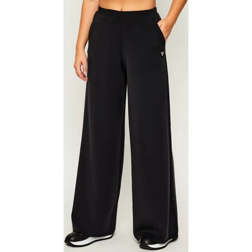 GUESS ACTIVE Spodnie dresowe OLYMPE | Relaxed fit ze sklepu Gomez Fashion Store w kategorii Spodnie damskie - zdjęcie 186164458
