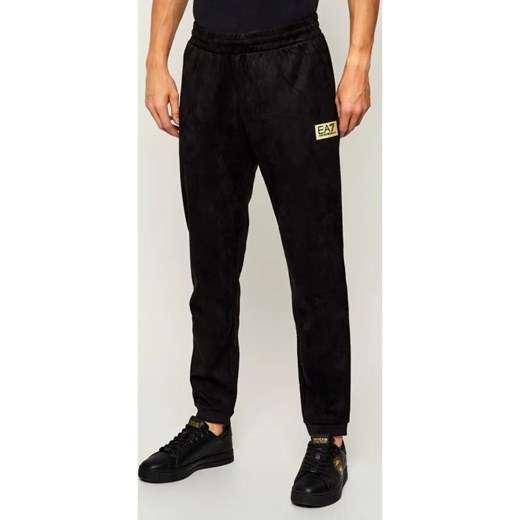 EA7 Spodnie dresowe | Slim Fit ze sklepu Gomez Fashion Store w kategorii Spodnie męskie - zdjęcie 186166749