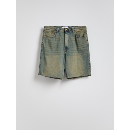 Reserved - Jeansowe szorty straight - indigo jeans ze sklepu Reserved w kategorii Spodenki męskie - zdjęcie 186178319