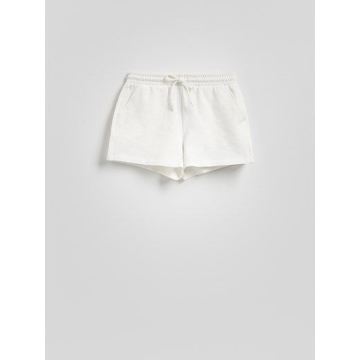 Reserved - Bawełniane szorty - złamana biel ze sklepu Reserved w kategorii Szorty - zdjęcie 186178569