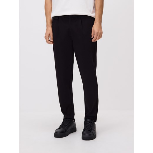 Reserved - Spodnie chino regular fit - czarny ze sklepu Reserved w kategorii Spodnie męskie - zdjęcie 186183688