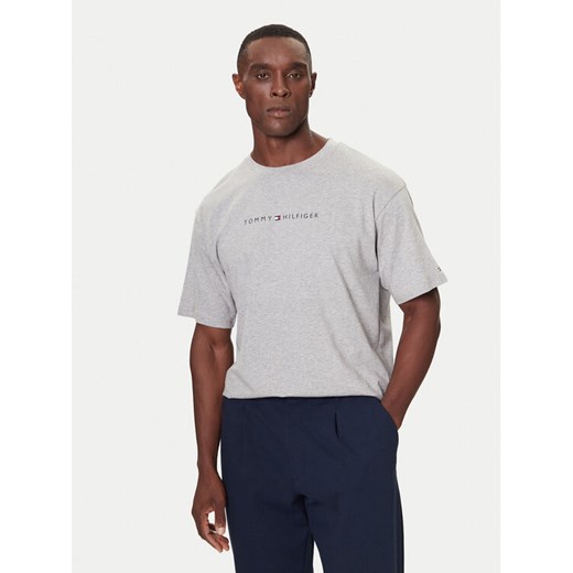 Tommy Hilfiger T-Shirt UM0UM03685 Szary Relaxed Fit ze sklepu MODIVO w kategorii T-shirty męskie - zdjęcie 186186698