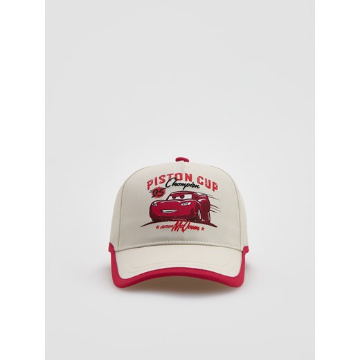 Reserved - Czapka z daszkiem Auta - złamana biel ze sklepu Reserved w kategorii Czapki dziecięce - zdjęcie 186188557