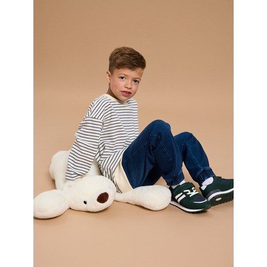 Sinsay - Jeansy jogger z ociepleniem - granatowy Sinsay 116 (5-6 l) Sinsay