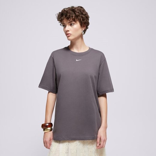 NIKE T-SHIRT W NSW TEE ESSNTL LBR ze sklepu Sizeer w kategorii Bluzki damskie - zdjęcie 186195757