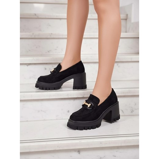 Eleganckie Sandały Vulcano w Kolorze Czarnego Zamszu ze sklepu royalfashion.pl w kategorii Mokasyny damskie - zdjęcie 186195988