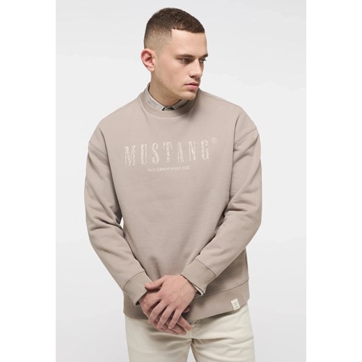 Męska Bluza Nierozpinana Mustang Style Ben Modern CN Moon Rock 1013505 3134 ze sklepu YouNeedit.pl w kategorii Bluzy męskie - zdjęcie 186196877