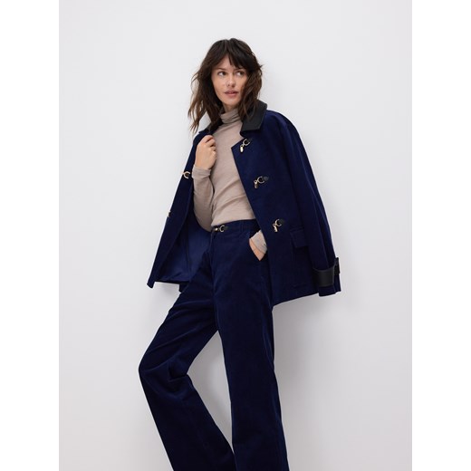 Reserved - Sztruksowe spodnie straight - granatowy ze sklepu Reserved w kategorii Spodnie damskie - zdjęcie 186197708