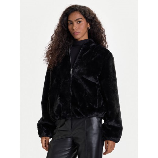 Vero Moda Futro Sonjaliga 10331291 Czarny Regular Fit ze sklepu MODIVO w kategorii Futra damskie - zdjęcie 186200679