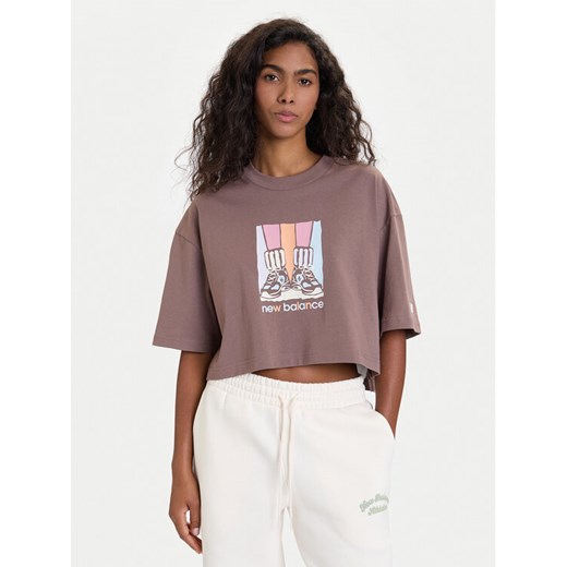 New Balance T-Shirt WT53904 Brązowy Regular Fit ze sklepu MODIVO w kategorii Bluzki damskie - zdjęcie 186205927