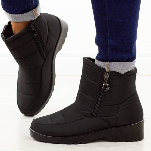 Czarne ciepłe botki damskie na koturnie Vinceza 86240 ze sklepu suzana.pl w kategorii Śniegowce damskie - zdjęcie 186206596