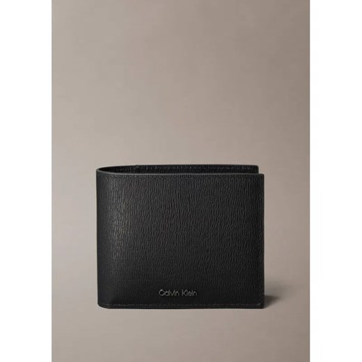 Calvin Klein Skórzany portfel Saffiano Billfold ze sklepu Gomez Fashion Store w kategorii Portfele męskie - zdjęcie 186211047