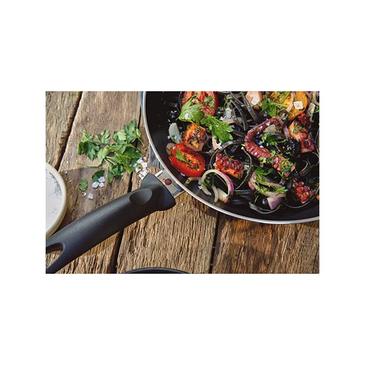 Ballarini Patelnia &quot;Lipari&quot; w kolorze czarnym - Ø 24 cm Ballarini onesize Limango Polska wyprzedaż