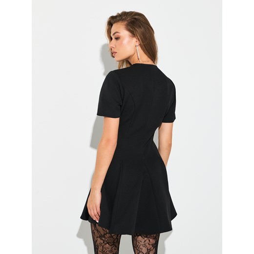 Sinsay - Sukienka mini z zakładkami - czarny Sinsay S Sinsay