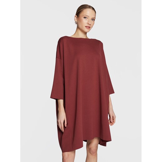 Liviana Conti Sukienka codzienna F3SI16 Bordowy Relaxed Fit ze sklepu MODIVO w kategorii Sukienki - zdjęcie 186221846