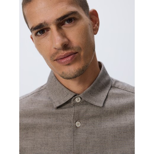 Reserved - Koszula regular z bawełny egipskiej - brązowy ze sklepu Reserved w kategorii Koszule męskie - zdjęcie 186225466