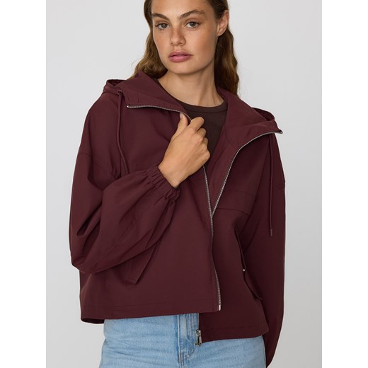 Reserved - Kurtka z kapturem - burgundowy ze sklepu Reserved w kategorii Kurtki damskie - zdjęcie 186225479